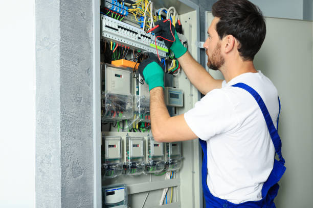 Best Circuit Breaker Repair  in Key Biscayne, FL